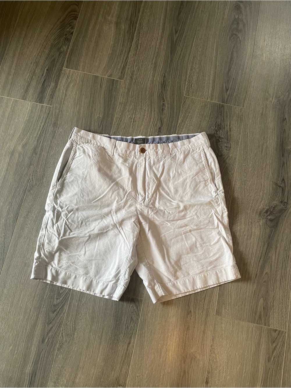 J.Crew chino shorts men’s size 34 flat front cream